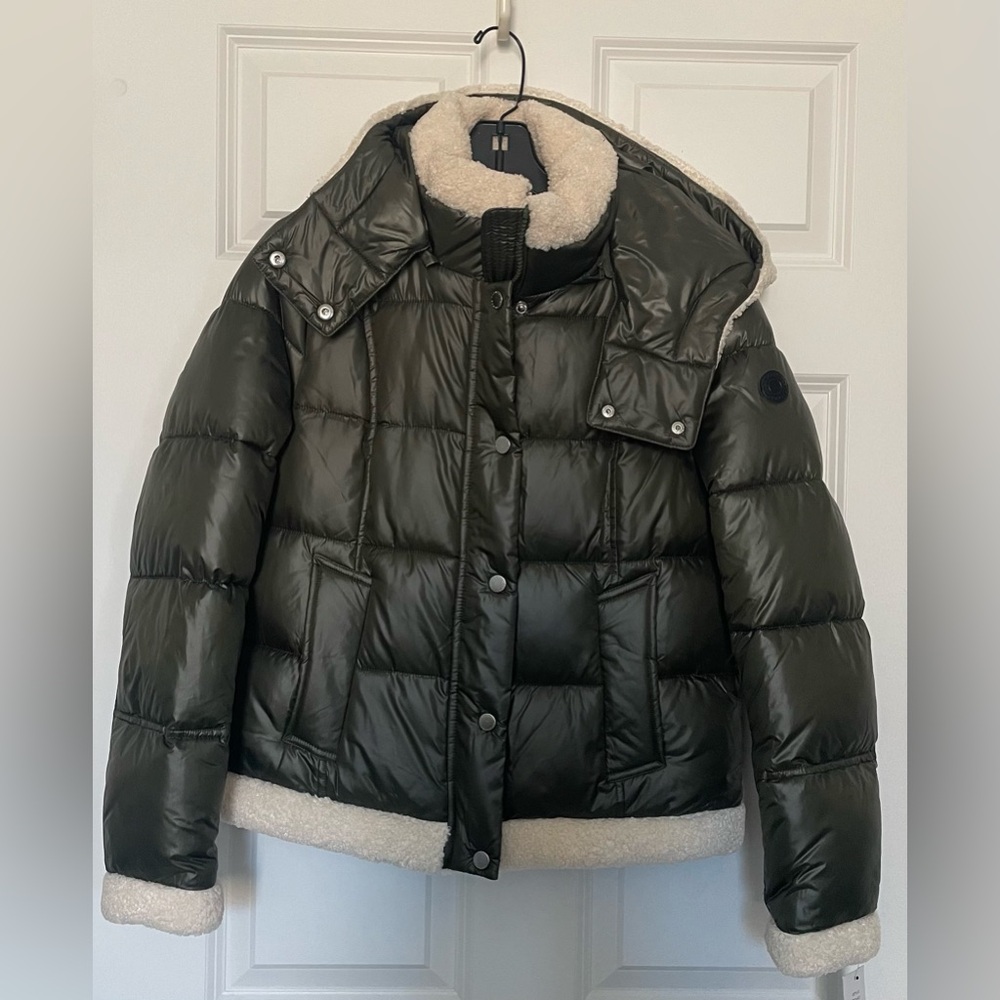 French Connection dark green cropped puffer coat.